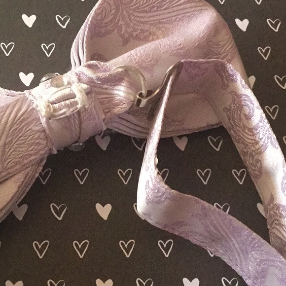 Purple detailed and diamond bow tie - Picture 3 of 3